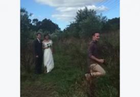 Funny video Cum se (mai) fac şedinţele foto pe la nunţi