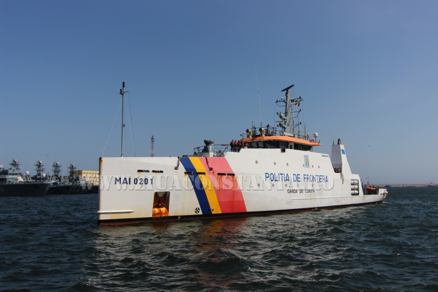 fotoreportaj emotii si lacrimi in portul constanta politistii de frontiera s au intors acasa 589259 fotoreportaj emotii si lacrimi in portul constanta politistii de frontiera s au intors acasa 589259