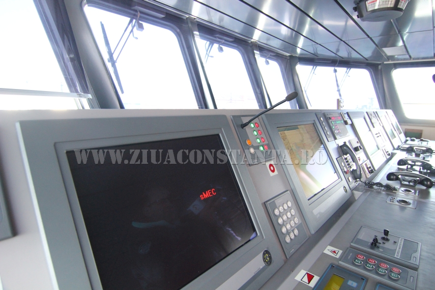 fotoreportaj emotii si lacrimi in portul constanta politistii de frontiera s au intors acasa 589259 fotoreportaj emotii si lacrimi in portul constanta politistii de frontiera s au intors acasa 589259