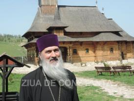 Mâncare de post raw-vegană, preotul – fost bancher și sărbătoarea ca divertisment Mesajul ÎPS Teodosie de la Mănăstirea Crucea 