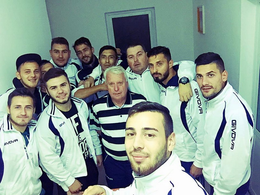 liderul ligii a iv a in mars spre liga a iii a un fost fotbalist al fc farul joaca in atacul lui axiopolis liderul ligii a iv a in mars spre liga a iii a un fost fotbalist al fc farul joaca in atacul lui axiopolis