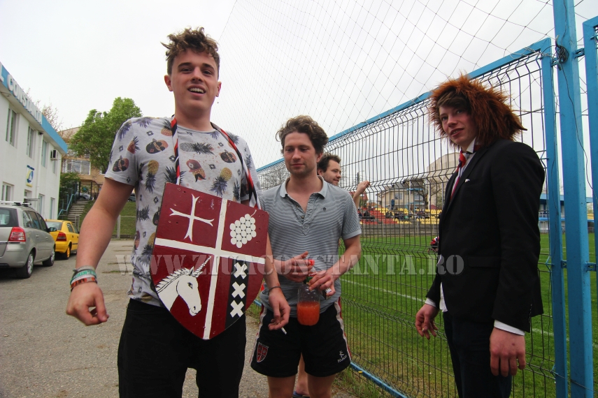 fotoreportaj pazea monstru pe stadionul din constanta imagini de senzatie 589672 fotoreportaj pazea monstru pe stadionul din constanta imagini de senzatie 589672