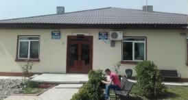 Se caută soluţii pentru realizarea unei noi săli de sport Cu paşi repezi spre finalizarea noului sediu al Primăriei Saligny (galerie foto)