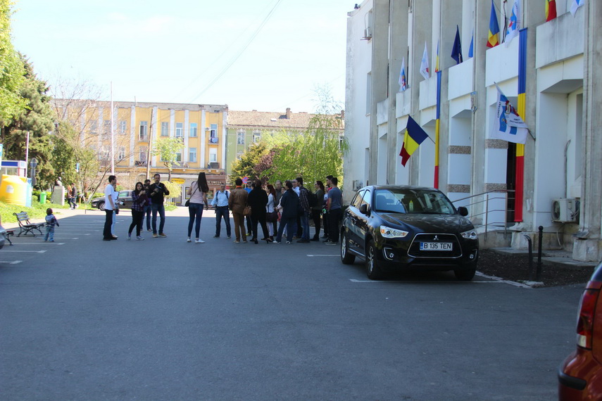 turul marilor tunuri din constanta sau despre cum a muscat administratia mazare din bogatiile si frumusetea turul marilor tunuri din constanta sau despre cum a muscat administratia mazare din bogatiile si frumusetea