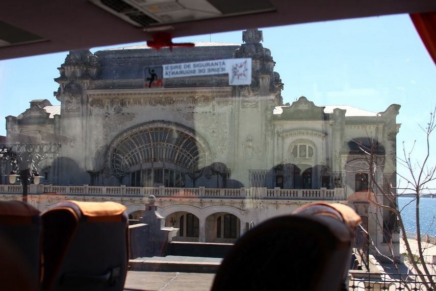 turul marilor tunuri din constanta sau despre cum a muscat administratia mazare din bogatiile si frumusetea turul marilor tunuri din constanta sau despre cum a muscat administratia mazare din bogatiile si frumusetea