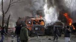 Un kamikaze și-a detonat mașina cu explozibil, la Kabul. Peste 200 de oameni morți!