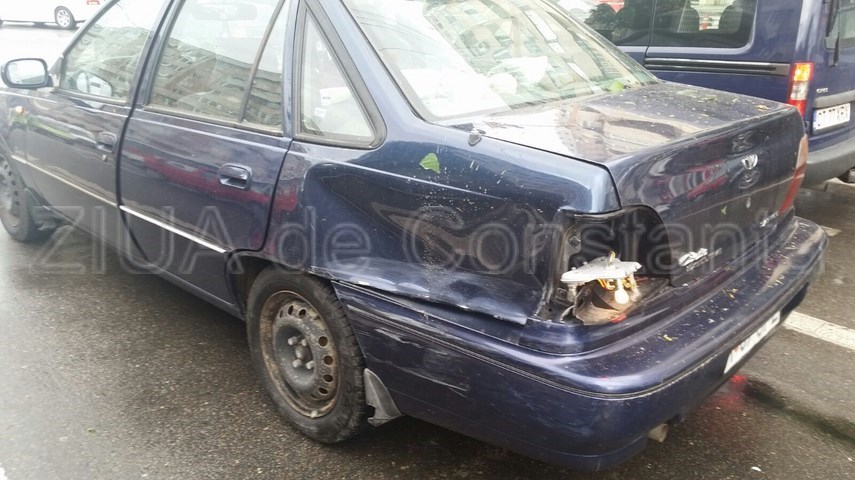 update accident cu trei masini in zona trocadero galerie foto video 591084 update accident cu trei masini in zona trocadero galerie foto video 591084