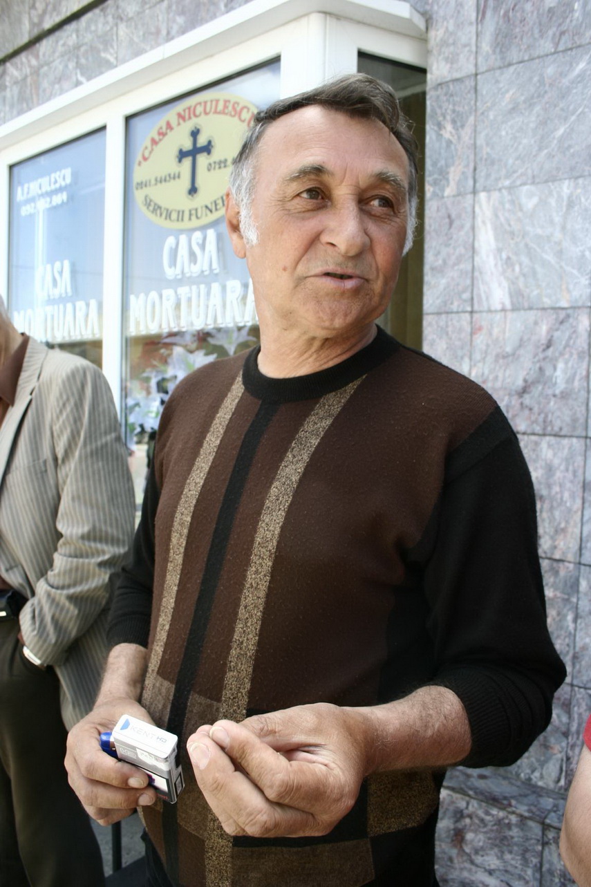 dumitru antonescu legendarul fotbalist al fc farul s a stins din viata plange inima in mine ne a plecat dumitru antonescu legendarul fotbalist al fc farul s a stins din viata plange inima in mine ne a plecat