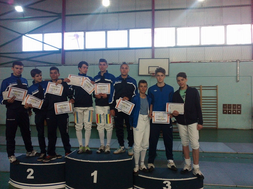 patru medalii pentru css1 constanta fiica lui catalin meran medaliata la nationalele de scrima galerie patru medalii pentru css1 constanta fiica lui catalin meran medaliata la nationalele de scrima galerie