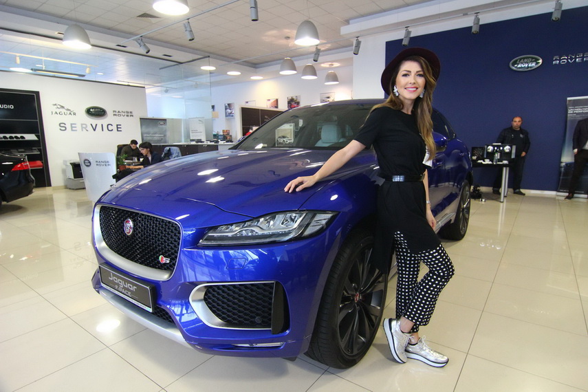 f pace un pariu castigat noul suv de la jaguar este combinatia perfecta de performanta stil si functionalitate f pace un pariu castigat noul suv de la jaguar este combinatia perfecta de performanta stil si functionalitate