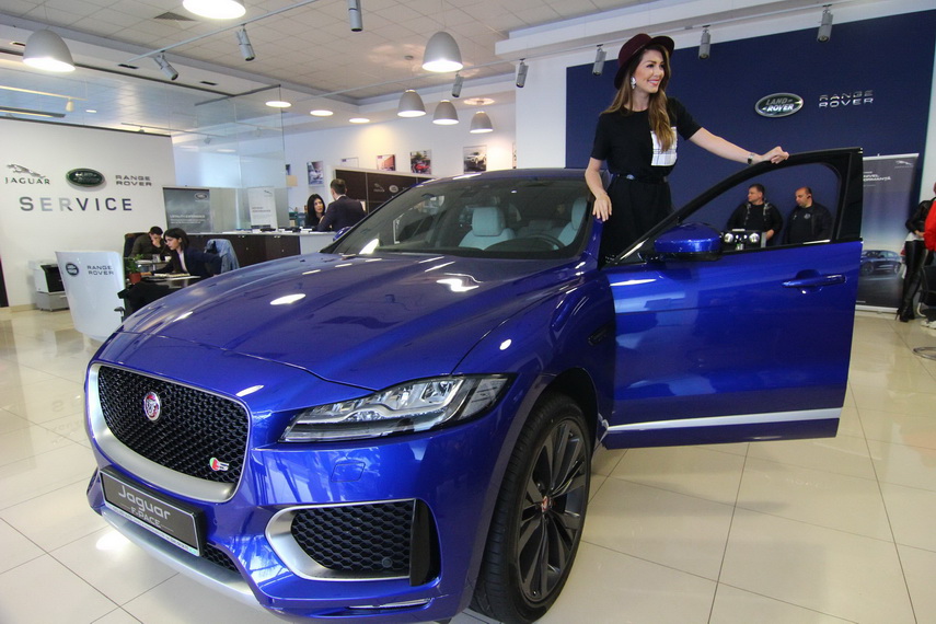 f pace un pariu castigat noul suv de la jaguar este combinatia perfecta de performanta stil si functionalitate f pace un pariu castigat noul suv de la jaguar este combinatia perfecta de performanta stil si functionalitate
