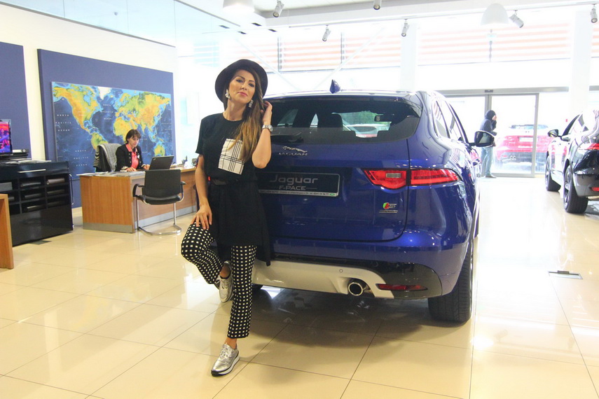 f pace un pariu castigat noul suv de la jaguar este combinatia perfecta de performanta stil si functionalitate f pace un pariu castigat noul suv de la jaguar este combinatia perfecta de performanta stil si functionalitate