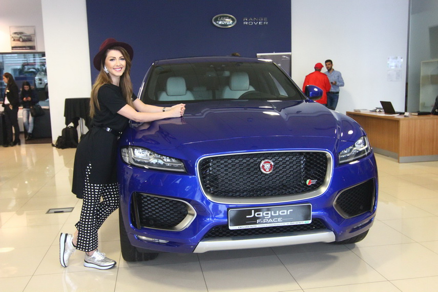 f pace un pariu castigat noul suv de la jaguar este combinatia perfecta de performanta stil si functionalitate f pace un pariu castigat noul suv de la jaguar este combinatia perfecta de performanta stil si functionalitate