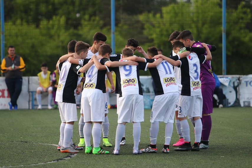fc viitorul a devenit campioana a judetului constanta cu golaverajul 201 3 galerie foto 593370 fc viitorul a devenit campioana a judetului constanta cu golaverajul 201 3 galerie foto 593370