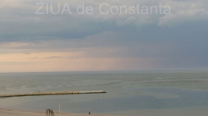 fenomen straniu in constanta ce se intampla cu marea neagra galerie foto video 593742 fenomen straniu in constanta ce se intampla cu marea neagra galerie foto video 593742