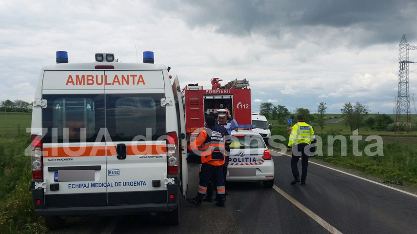 un tir s a rasturnat in zona tasaul spre tulcea 593715 un tir s a rasturnat in zona tasaul spre tulcea 593715