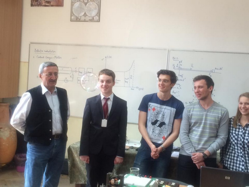 sa cunoastem si sa recunoastem valorile razvan ursu elev la colegiul national mircea cel batran medaliat sa cunoastem si sa recunoastem valorile razvan ursu elev la colegiul national mircea cel batran medaliat