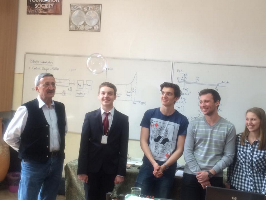 sa cunoastem si sa recunoastem valorile razvan ursu elev la colegiul national mircea cel batran medaliat sa cunoastem si sa recunoastem valorile razvan ursu elev la colegiul national mircea cel batran medaliat