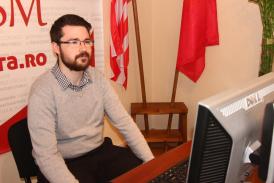 Tudor Socolan, masterand la Universitatea „Ovidius”, Interpretare muzicală - „Mi-aș dori să fur meserie de la Vasile Moldoveanu”  