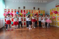 Fotoreportaj Veselie mare la Grădinița Lumea Florilor din Năvodari!