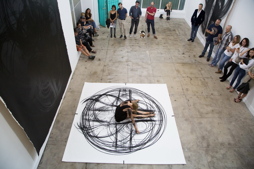 arta moderna la un alt nivel heather hansen arcade fara sfarsit galerie foto video 595144 arta moderna la un alt nivel heather hansen arcade fara sfarsit galerie foto video 595144