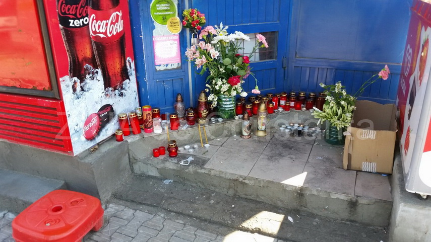 flori coroane lumanari si multa tristete pentru adriana farcas sangele crimei a fost curatat de pe asfalt flori coroane lumanari si multa tristete pentru adriana farcas sangele crimei a fost curatat de pe asfalt