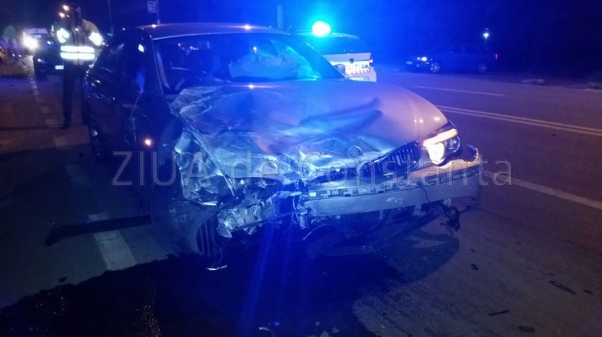 accident cu victime pe aurel vlaicu una dintre masini rupta in doua galerie foto 595359 accident cu victime pe aurel vlaicu una dintre masini rupta in doua galerie foto 595359