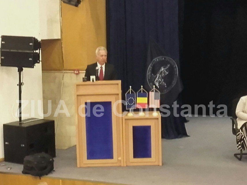 update 3 ambasadorul sua hans klemmn in vizita mea scurta in constanta am observat ca romania se lupta update 3 ambasadorul sua hans klemmn in vizita mea scurta in constanta am observat ca romania se lupta