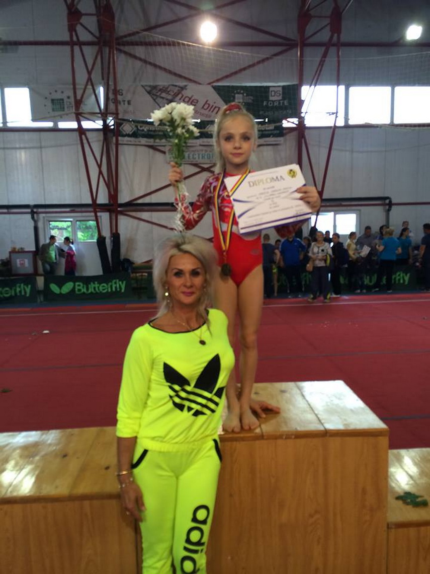 remarcata deja de octavian belu si mariana bitang sabrina alexia maneca a preluat stafeta de la mama remarcata deja de octavian belu si mariana bitang sabrina alexia maneca a preluat stafeta de la mama