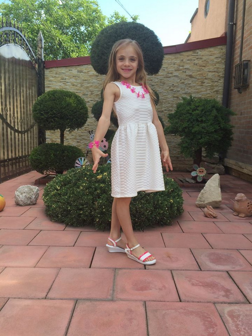 remarcata deja de octavian belu si mariana bitang sabrina alexia maneca a preluat stafeta de la mama remarcata deja de octavian belu si mariana bitang sabrina alexia maneca a preluat stafeta de la mama