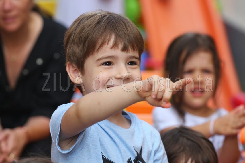 fericire pe fetele copiilor fotoreportaj dedicat celor mai iubite persoane din lume 595601 fericire pe fetele copiilor fotoreportaj dedicat celor mai iubite persoane din lume 595601