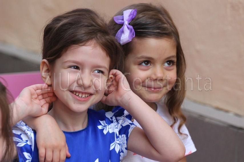 fericire pe fetele copiilor fotoreportaj dedicat celor mai iubite persoane din lume 595601 fericire pe fetele copiilor fotoreportaj dedicat celor mai iubite persoane din lume 595601