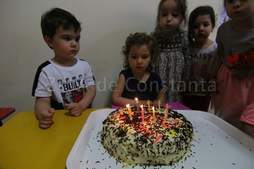 fericire pe fetele copiilor fotoreportaj dedicat celor mai iubite persoane din lume 595601 fericire pe fetele copiilor fotoreportaj dedicat celor mai iubite persoane din lume 595601