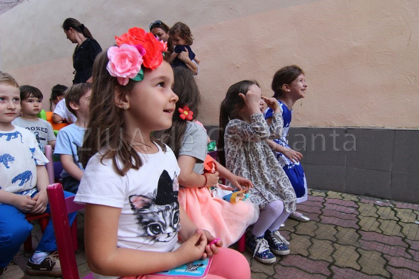 fericire pe fetele copiilor fotoreportaj dedicat celor mai iubite persoane din lume 595601 fericire pe fetele copiilor fotoreportaj dedicat celor mai iubite persoane din lume 595601