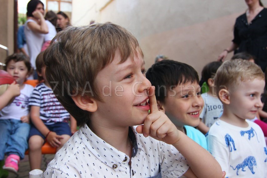 fericire pe fetele copiilor fotoreportaj dedicat celor mai iubite persoane din lume 595601 fericire pe fetele copiilor fotoreportaj dedicat celor mai iubite persoane din lume 595601