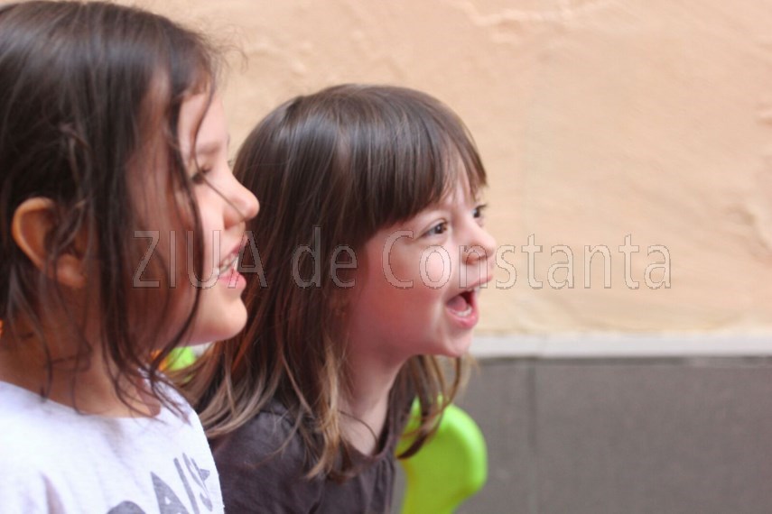 fericire pe fetele copiilor fotoreportaj dedicat celor mai iubite persoane din lume 595601 fericire pe fetele copiilor fotoreportaj dedicat celor mai iubite persoane din lume 595601