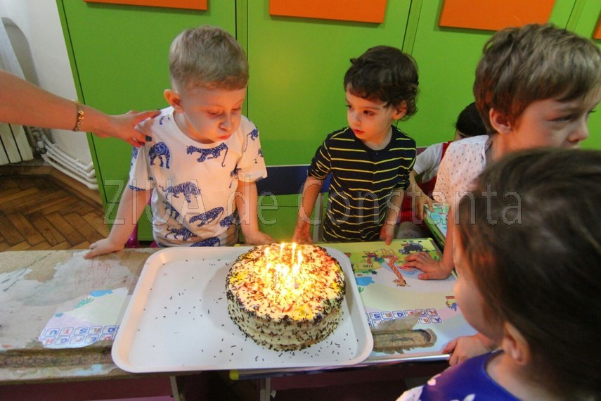 fericire pe fetele copiilor fotoreportaj dedicat celor mai iubite persoane din lume 595601 fericire pe fetele copiilor fotoreportaj dedicat celor mai iubite persoane din lume 595601