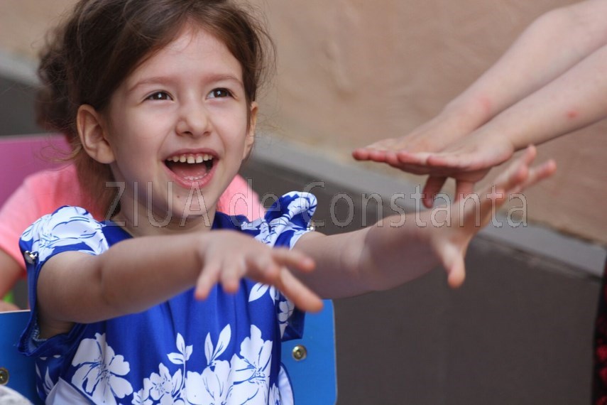 fericire pe fetele copiilor fotoreportaj dedicat celor mai iubite persoane din lume 595601 fericire pe fetele copiilor fotoreportaj dedicat celor mai iubite persoane din lume 595601