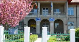 Mercedesul, maşină de frontieră Candidaţii pentru Primăria Negru Vodă câştigă din agricultură (documente) 