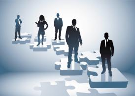 Cine sunt oamenii pe care se bazează Monica Macovei, ecologiştii şi tineretul în localităţile din judeţul Constanţa