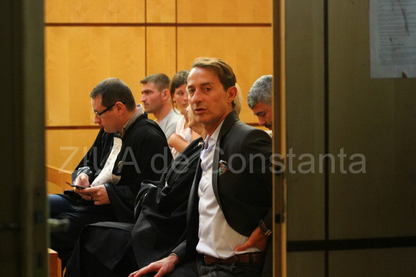 radu mazare a ajuns la tribunalul constanta 596159 radu mazare a ajuns la tribunalul constanta 596159