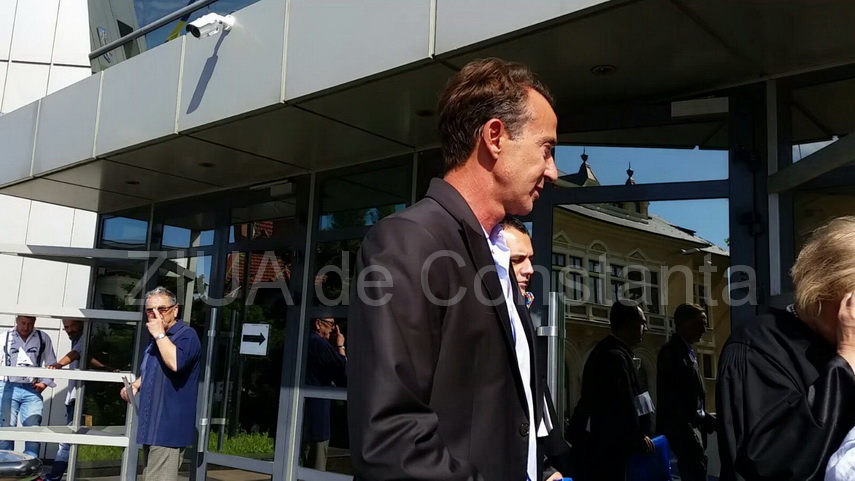 radu mazare a ajuns la tribunalul constanta 596159 radu mazare a ajuns la tribunalul constanta 596159