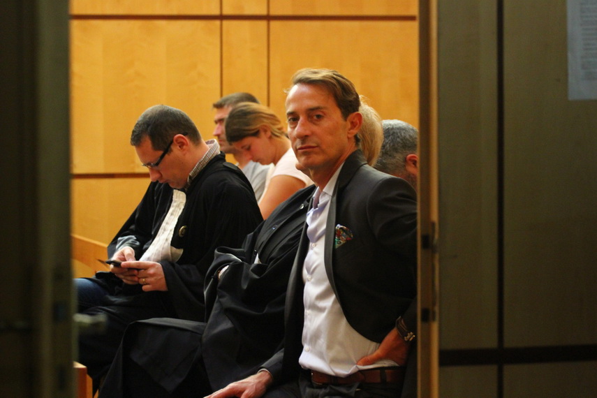 in timp ce se afla la tribunalul constanta radu mazare a primit o veste proasta galerie foto 596207 in timp ce se afla la tribunalul constanta radu mazare a primit o veste proasta galerie foto 596207