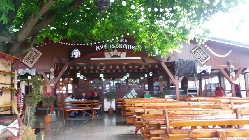 casa iancu un local rustic din statiunea mamaia unde ai parte de o gama diversificata de preparate galerie casa iancu un local rustic din statiunea mamaia unde ai parte de o gama diversificata de preparate galerie