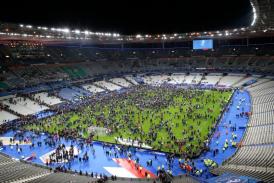 Alertă EURO 2016 Pe Stade de France, unde va avea loc meciul Suedia - Irlanda, a fost descoperit un pachet suspect