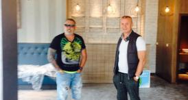 Serghei Mizil şi George Papari, parteneri în „Noul Byblos“ Restaurantul „La doi vagabonzi“, în fostul sediu al „Primăriei Constănţenilor“