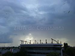 La Constanţa a plouat cu îndârjire. Cerul este martor... (galerie foto+video)