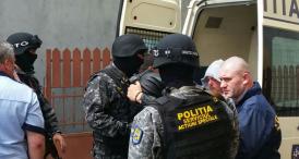 Suspecţii din dosarul presupusului jaf de 100.000 de euro de la Năvodari, trimişi în judecată