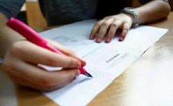 4048 de absolvenți prezenți la prima probă a examenului de bacalaureat