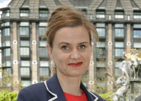 Parlamentul britanic, convocat în sesiune extraordinară pentru a-i aduce un omagiu lui Jo Cox
